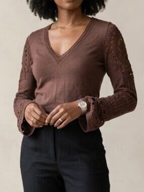 Vintage Caché Brown Crochet Cutout V-Neck Long Sleeve Top SZ M